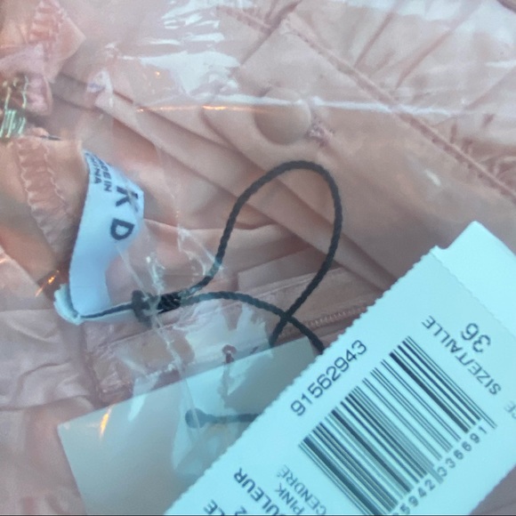 BOGO 50% OFF NWT NA-KD PUFF SLEEVE MINI DRESS - Picture 7 of 8